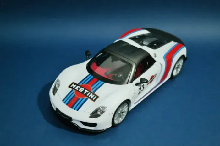 Miniatura 1:18 Porsche 918 Spyder Conversível - Zen Chi (Diecast / Full Open)