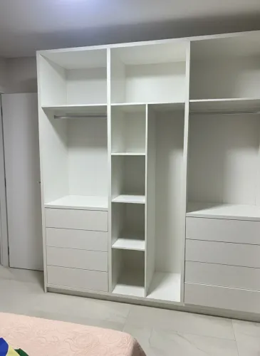Guarda roupas closet modulado