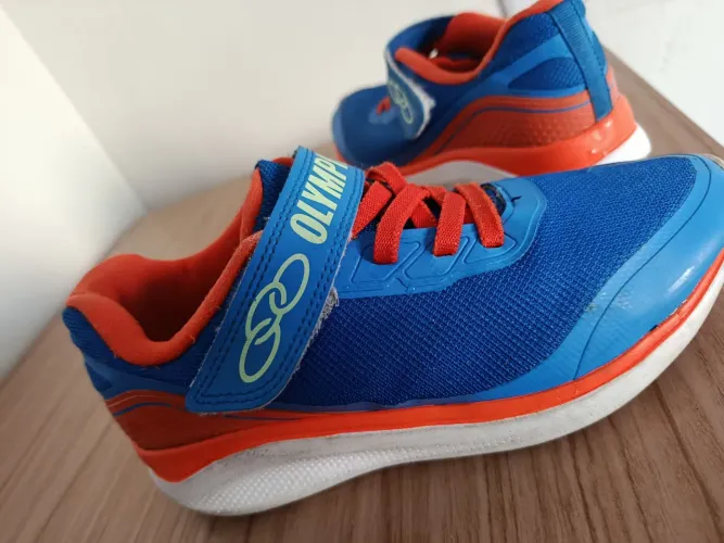 Tênis corrida infantil Número 34 e 29