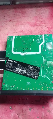 Tenho algumas placas de tvs. Leia descrição 