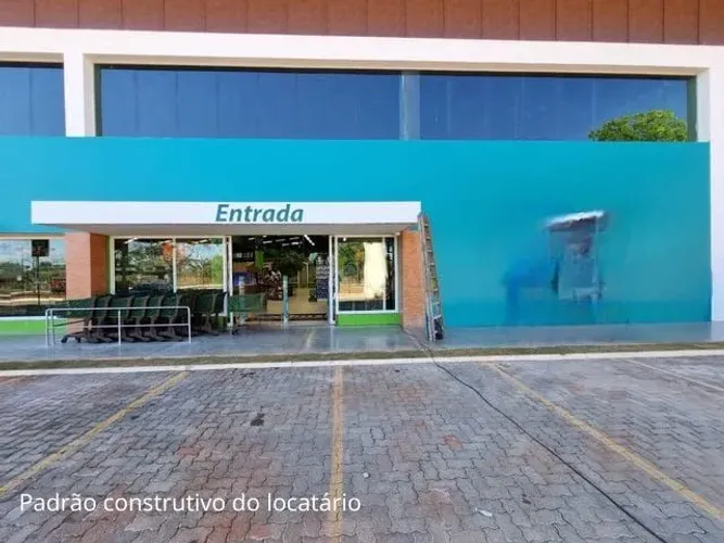 Loja Comercial para locação no sistema BTS com 1.200m² com Pé-direito de 10m e Estacioname