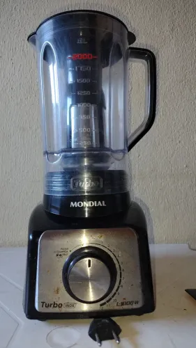 Liquidificador Mondial turbo 2L 12 velocidades