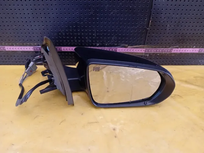 Espelho Retrovisor Lado Direito Fiat Fastback Drive 2024