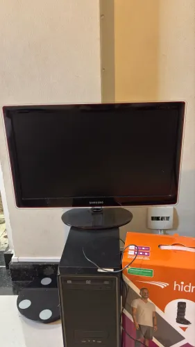 Televisão/Monitor TV Samsung SyncMaster P2470HN 24 Polegadas Full HD