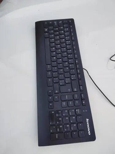 Teclado LENOVO 200 Unidades 