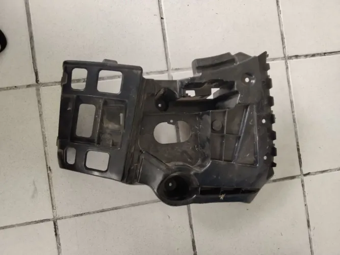 Guia Parachoque Traseiro - Bmw X1 - 2008 A 2015 - Lado esquerdo -Original -