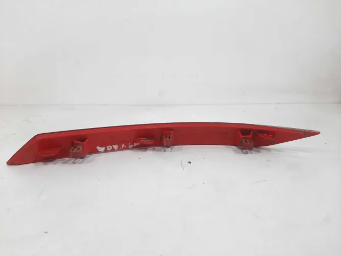 Refletor Olho De Gato Traseiro Vw Voyage G6 G7 2013 2020