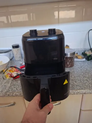 Fritadeira Airfryer 3 Lt semi nova