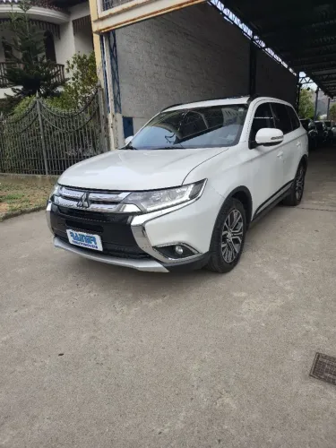 Mitsubishi Outlander 2.0 16V 160cv Aut. 2016