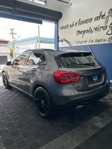 Mercedes-Benz GLA 200 Adv. 1.6/1.6 TB 16V Flex Aut. 2015