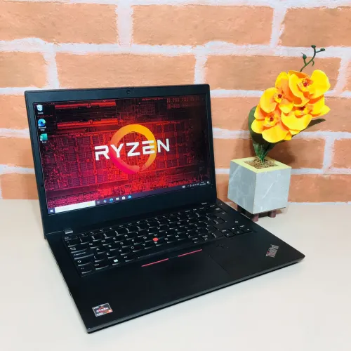 Notebook Thinkpad Ryzen 5 Pro 3500U/ Ram 8GB/ Ssd 256GB/ Placa AMD Radeon 2GB