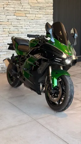 Kawasaki ninja h2 sx turbo
