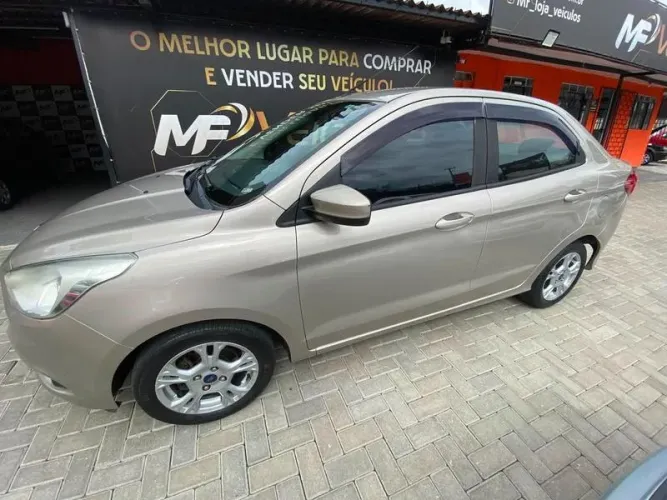 Ford KA+ Sedan 1.5 SEL 16V Flex 4P 2015