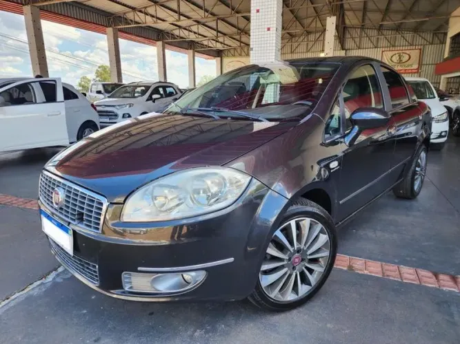Fiat Linea Absolute 1.9/1.8 Flex Dualogic 4P 2014
