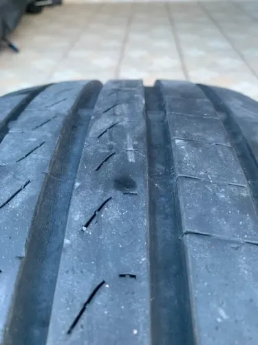 4 Pneus Pirelli Cinturato P7 205/50 R17 - Meia Vida