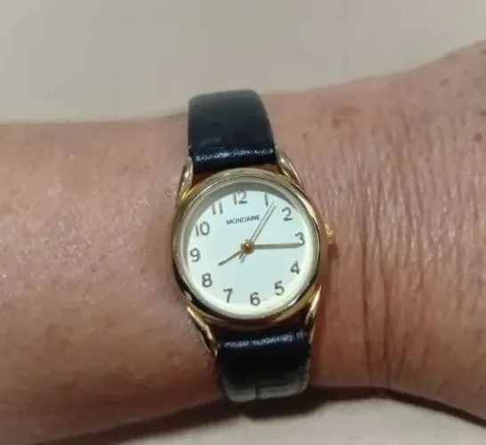 Mondaine feminino 