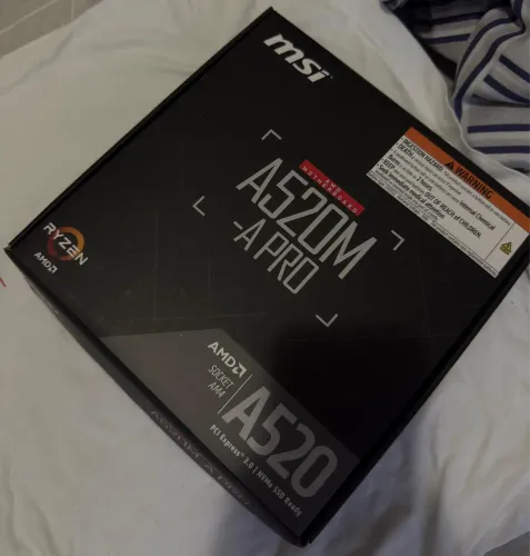 VENDO PLACA MÃE NOVA