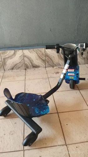 Triciclo elétrico 