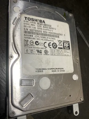 HD Toshiba 320GB SATA 2.5? para Notebook - Excelente Estado ?