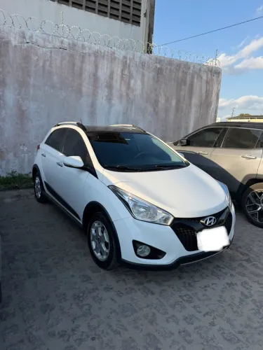 Hyundai HB20X Premium 1.6 Flex 16V Aut. 2015