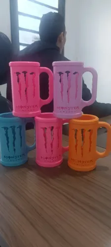 Porta Lata Monster completo Tampa e Abridor de lata