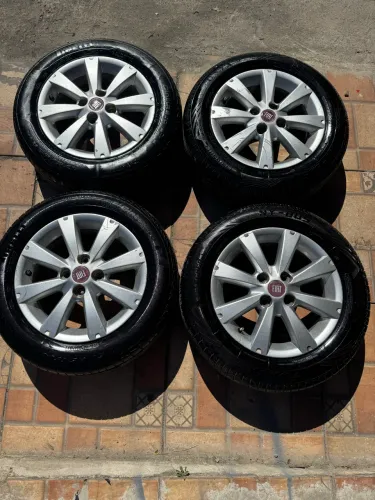 Rodas Aro 14 Fiat Hlx Pneu 175/65/14 novos