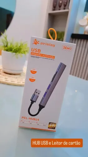 Hub USB e leitor de cartão