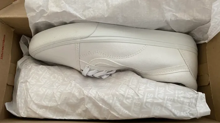 Tênis Vans OLD SKOOL TUMBLE TRUE WHITE
