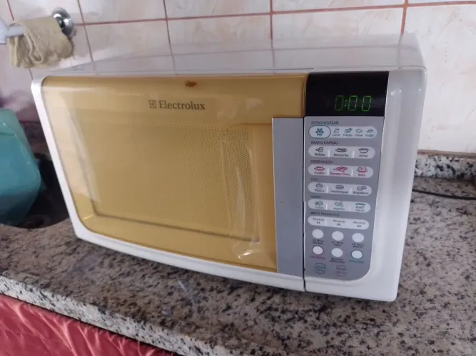 Microondas eletrolux 23 litros ( Pix -visa)