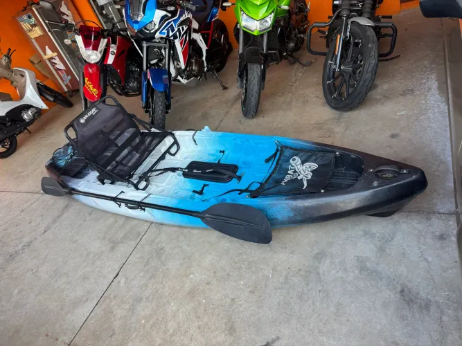 Caiaque Combat fishing novo