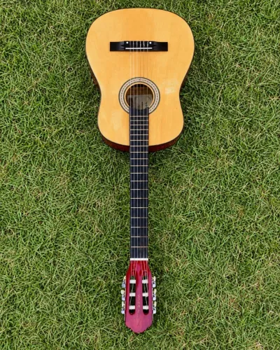 Violão Clássico Yamaha Vermelho Natural + Capa