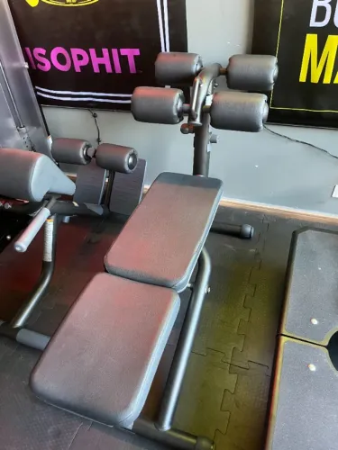 Banco Abdominal TECHNOGYM SEMINOVO