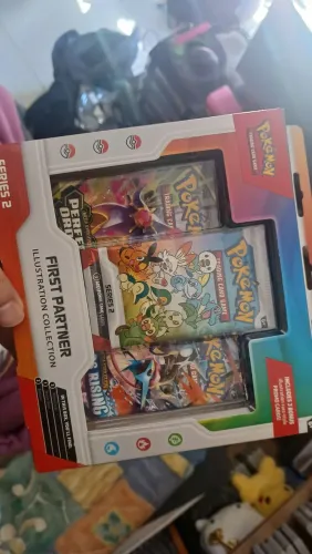 Pokemon parceiros iniciais serie 2 inglês