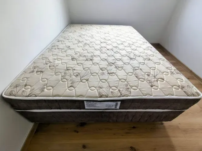 Conjugado Base e Cama de Casal Umaflex