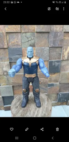 Boneco Thanos Hasbro 30cm Vingadores