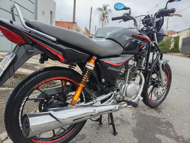Vendo ou troco por moto 250