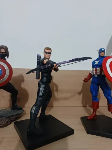 Hawkeye Kotobukiya