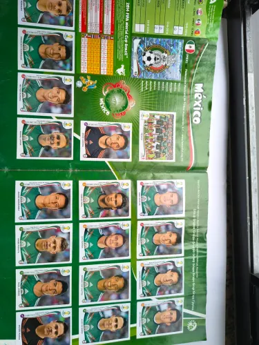 Álbum de figurinhas da copa do mundo no Brasil completo