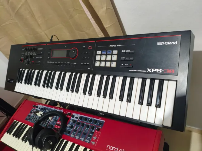 Teclado Roland XPS30 