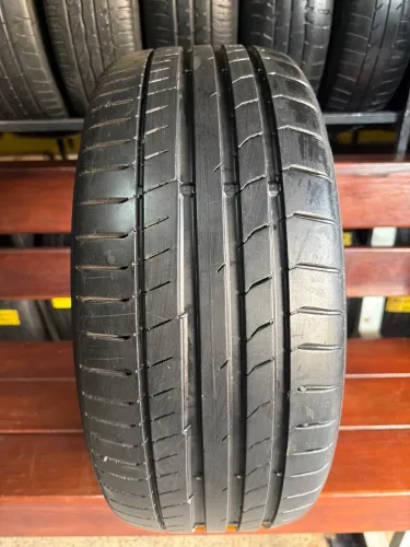 PNEU 225/40/18