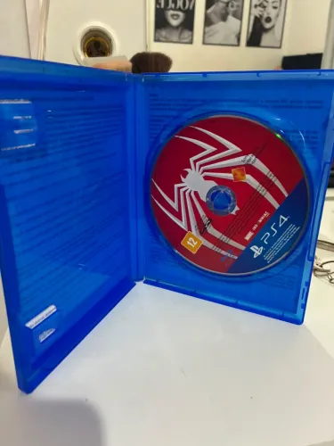 Jogos PS4. Spider-Man R$120. Uncharted R$70