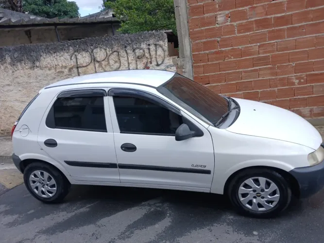 Chevrolet Celta Life 1.0 MPFI VHC 8V 5P 2005
