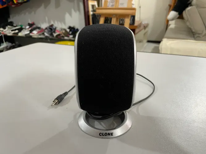 Caixa de Som Satélite Clone