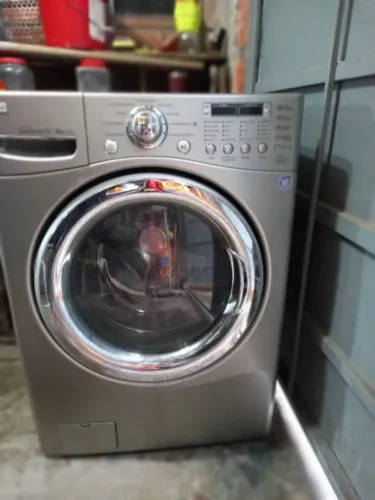 Máquina lava e seca LG