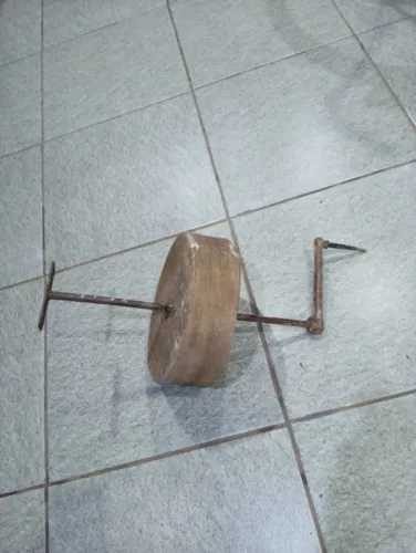 Rebolo de afiar ferramentas