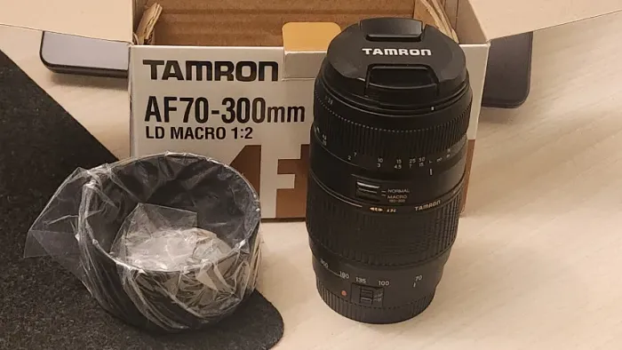 Lente Canon - Tamron AF 70-300mm F/4-5.6 Di LD Macro 1:2