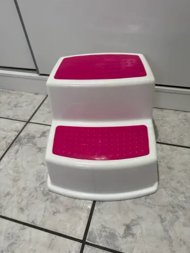 Escadinha infantil 2 degraus antiaderente 