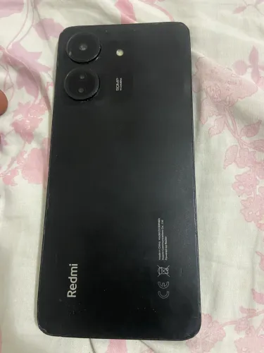 Vendo,256 gigas,8 de ram,sem riscos,só marcas de uso,funcionando perfeitamente
