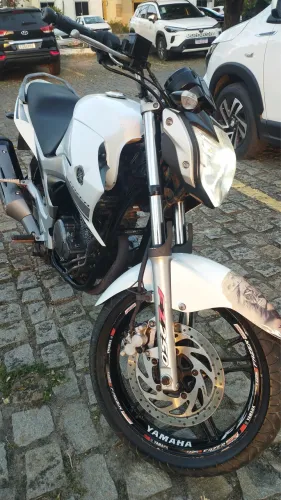 Fazer 250