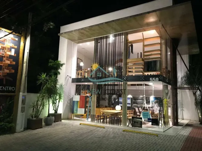 Loja Comercial à Venda em Camburi  Localização Privilegiada